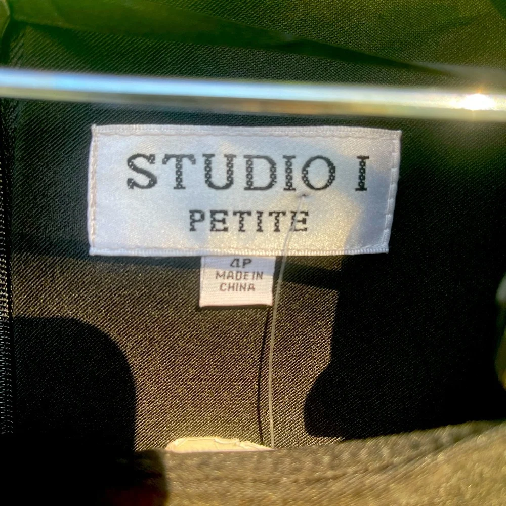 NWT BLACK DRESS WITH SHORT SLEEVE JACKET size 4 PETITE - Picture 4 of 11